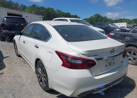 2018 Nissan Altima 2.5 Sr из США, поврежденный, VIN 1N4AL3AP9JC136738